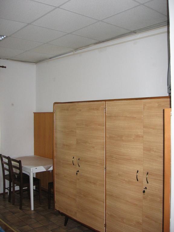 Guest House Roze Ilirska Bistrica Bagian luar foto