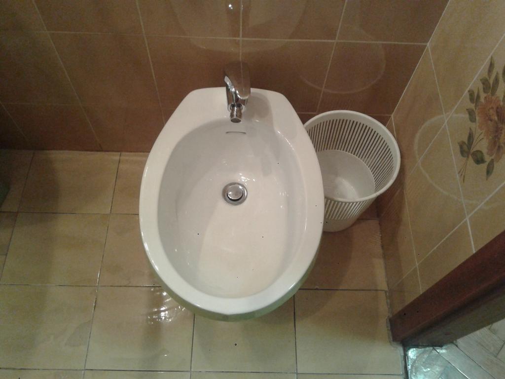 Guest House Roze Ilirska Bistrica Bagian luar foto